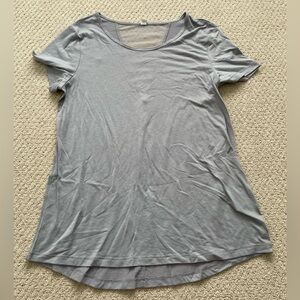 Ideology Sporty Grey T-Shirt size medium